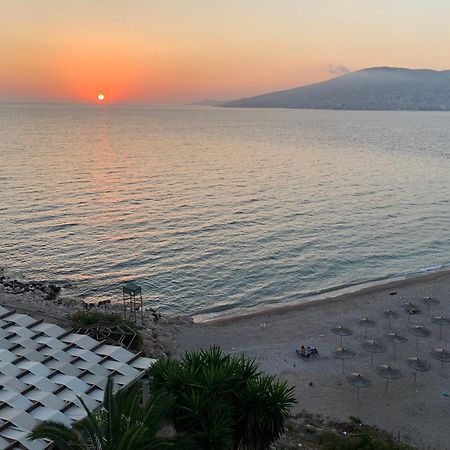 Hotel Dodona Sarandë Buitenkant foto